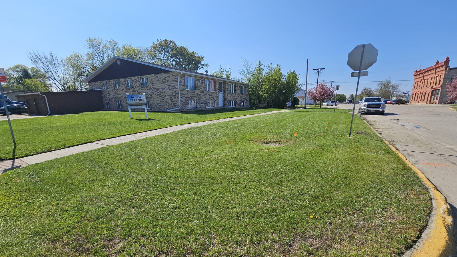 Commercial property with neatly cut green lawn